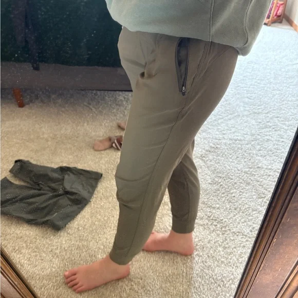 Eddie Bauer Jogger / Outdoor Pants - Picture 3 of 11
